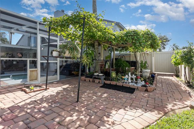 3244 AMACA CIRCLE, Orlando, FL 32837