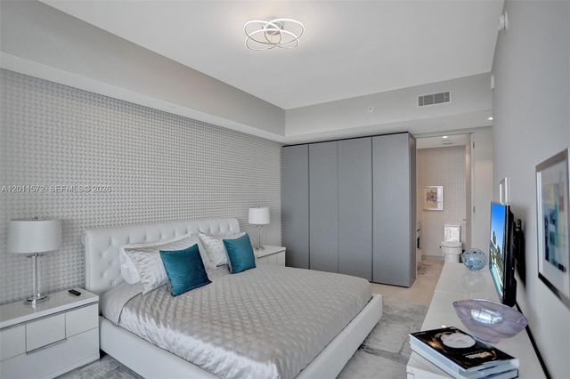 18975 Collins Ave 4302, Sunny Isles Beach, FL 33160