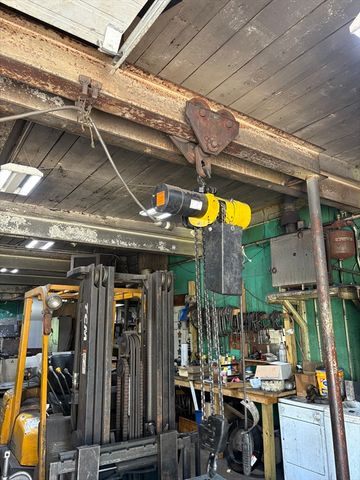 6 Burton, Worcester, MA 01607