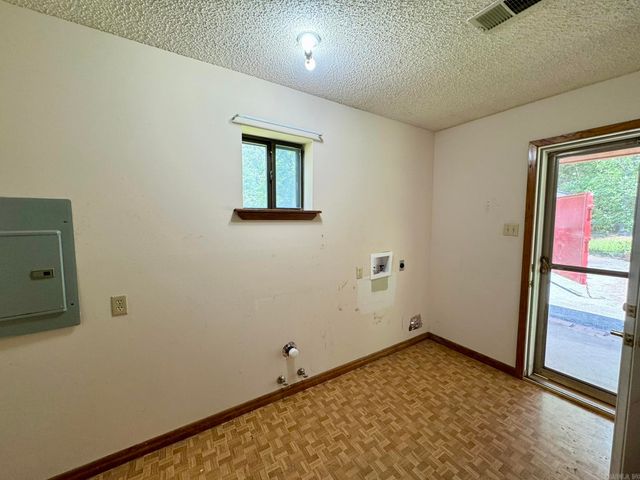 22710 Crystalwood Drive, Little Rock, AR 72210