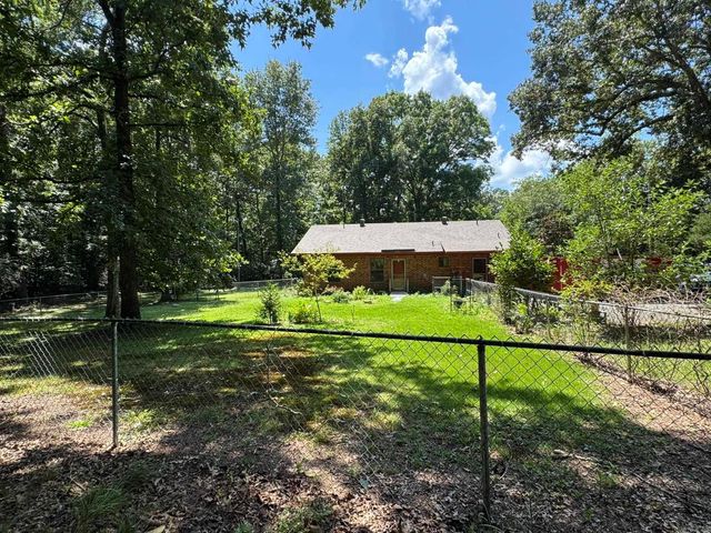 22710 Crystalwood Drive, Little Rock, AR 72210