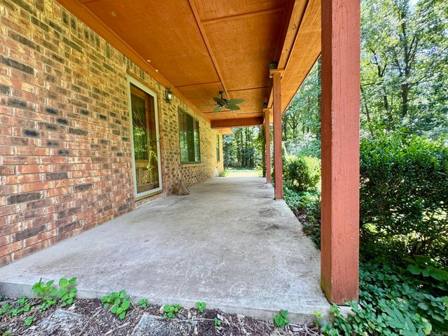 22710 Crystalwood Drive, Little Rock, AR 72210
