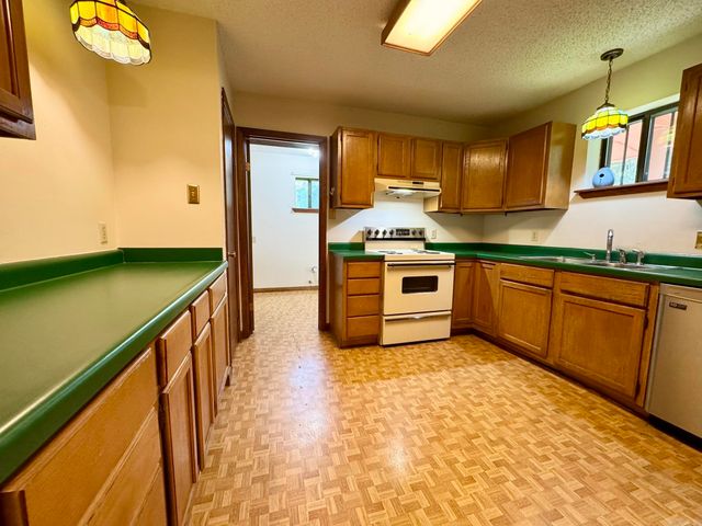 22710 Crystalwood Drive, Little Rock, AR 72210