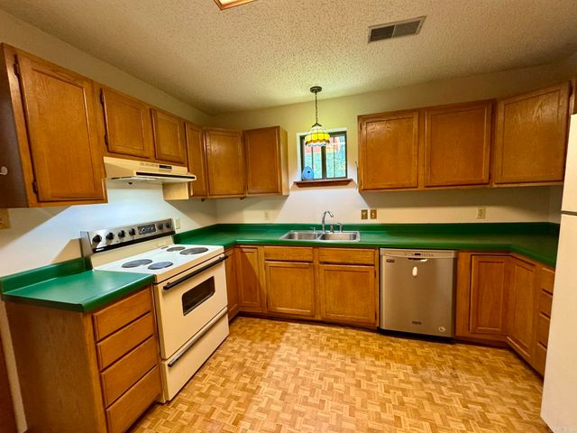 22710 Crystalwood Drive, Little Rock, AR 72210