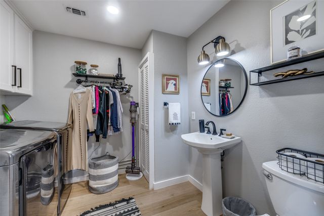 2501 High Oak Drive, Arlington, TX 76012
