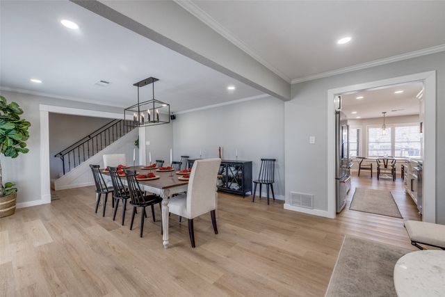 2501 High Oak Drive, Arlington, TX 76012