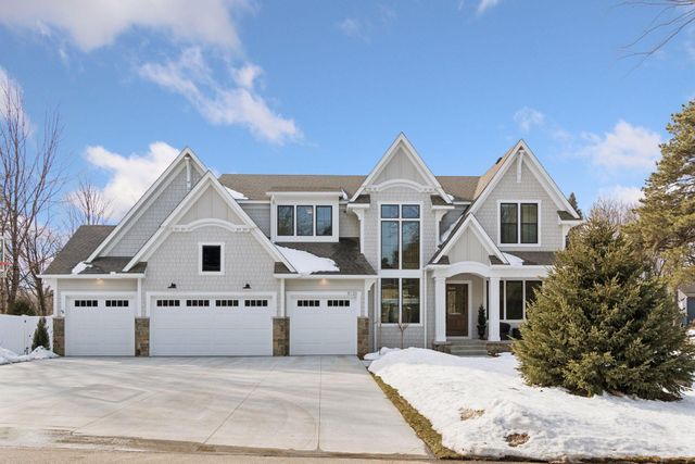 5120 Hooper Lake Road, Excelsior, MN 55331