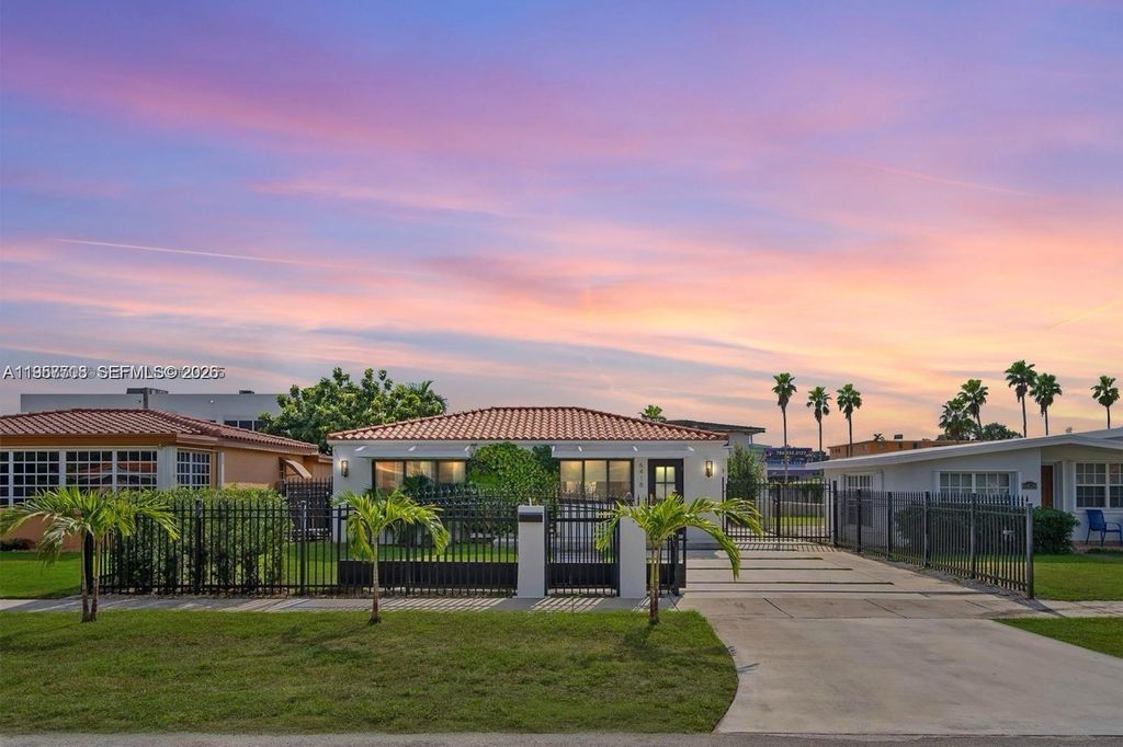 6418 SW 39th Ter, Miami, FL 33155