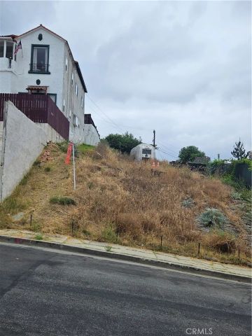 1142 N Stone, Los Angeles, CA 90063