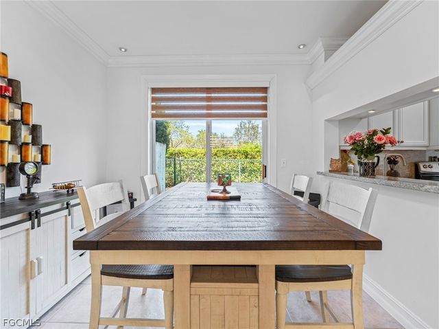 15111 NW 8th ST, Pembroke Pines, FL 33028