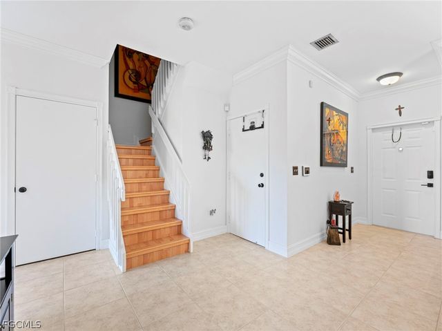 15111 NW 8th ST, Pembroke Pines, FL 33028