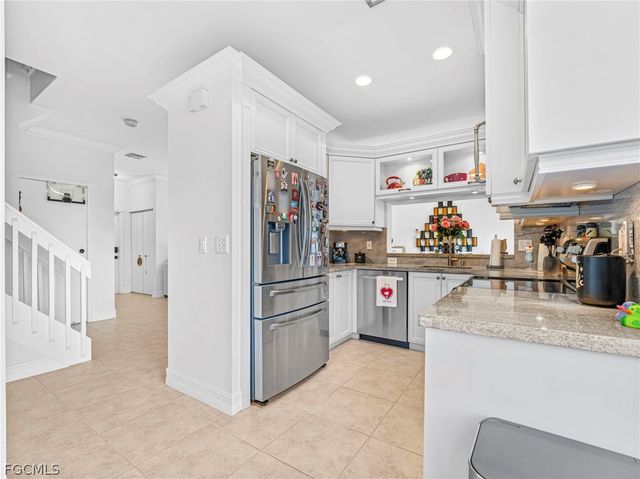 15111 NW 8th ST, Pembroke Pines, FL 33028