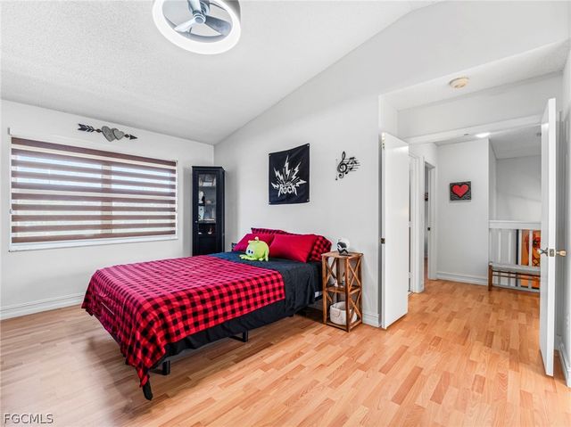 15111 NW 8th ST, Pembroke Pines, FL 33028