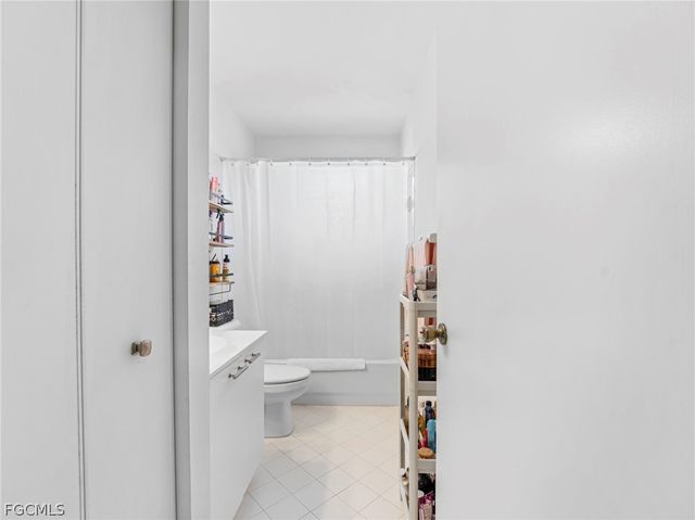 15111 NW 8th ST, Pembroke Pines, FL 33028