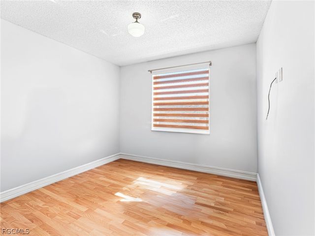 15111 NW 8th ST, Pembroke Pines, FL 33028