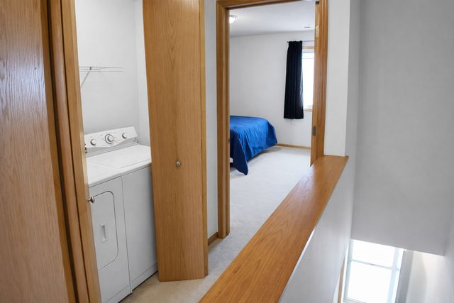 1450 Tower Lane NE 16, Cedar Rapids, IA 52402