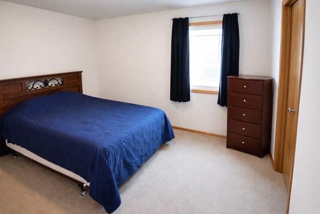 1450 Tower Lane NE 16, Cedar Rapids, IA 52402