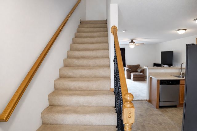 1450 Tower Lane NE 16, Cedar Rapids, IA 52402