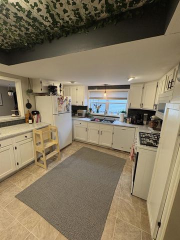 513 Milton Avenue, Janesville, WI 53545