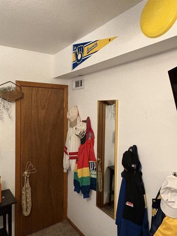 513 Milton Avenue, Janesville, WI 53545