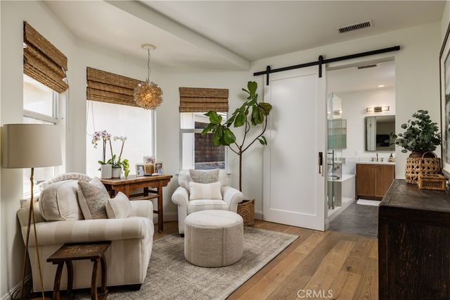 2001 Haven, Newport Beach, CA 92663