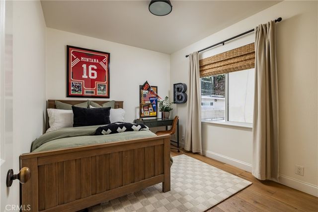 2001 Haven, Newport Beach, CA 92663