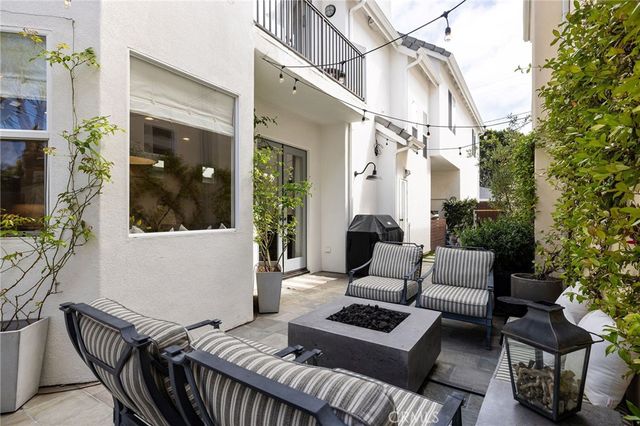 2001 Haven, Newport Beach, CA 92663