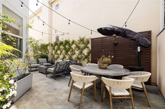 2001 Haven, Newport Beach, CA 92663
