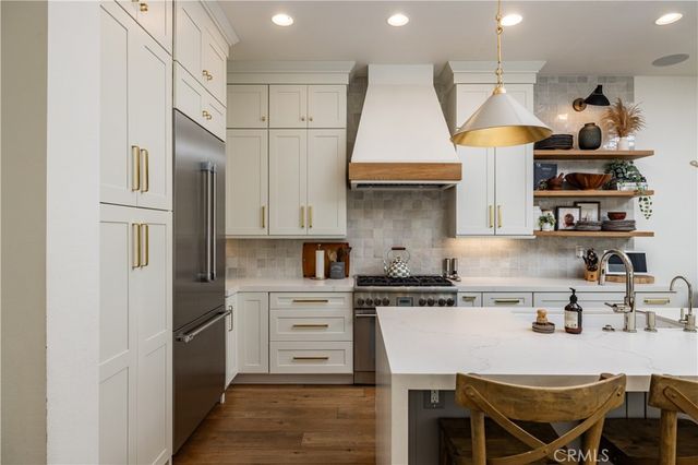 2001 Haven, Newport Beach, CA 92663