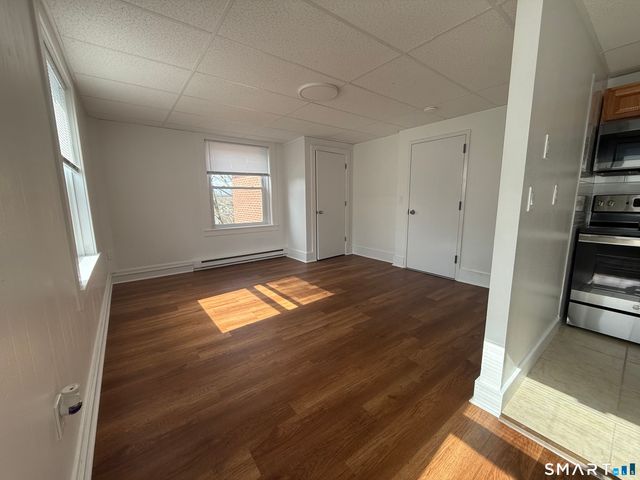 156 Garfield Avenue, New London, CT 06320