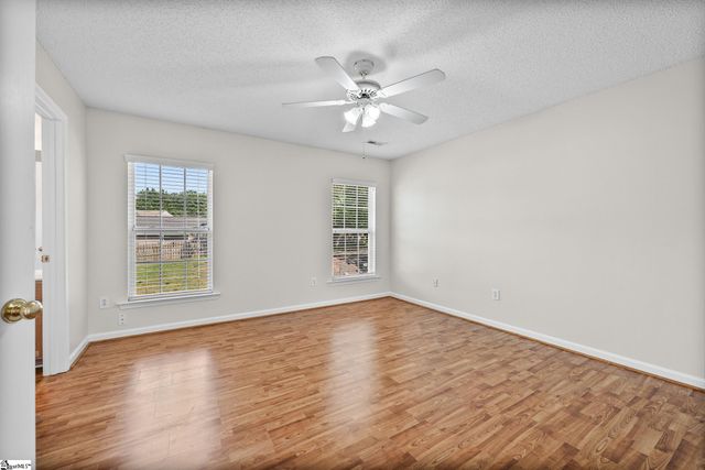 511 Smoothstone Drive, Duncan, SC 29334