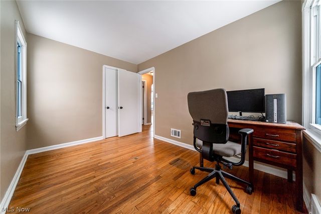 3911 Woodway Avenue, Parma, OH 44134