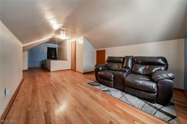 3911 Woodway Avenue, Parma, OH 44134