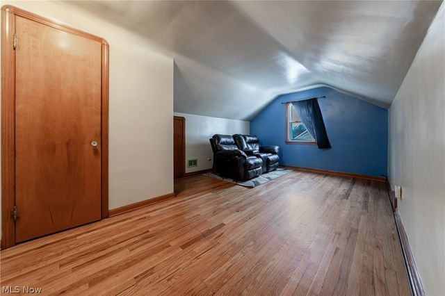 3911 Woodway Avenue, Parma, OH 44134