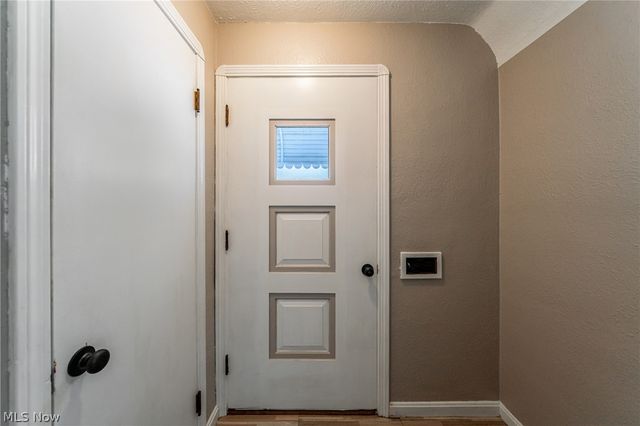 3911 Woodway Avenue, Parma, OH 44134