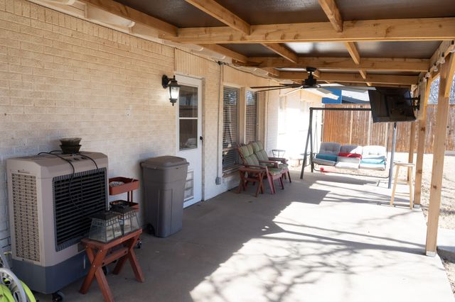 2305 57th Street, Lubbock, TX 79412