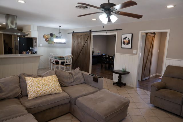 2305 57th Street, Lubbock, TX 79412