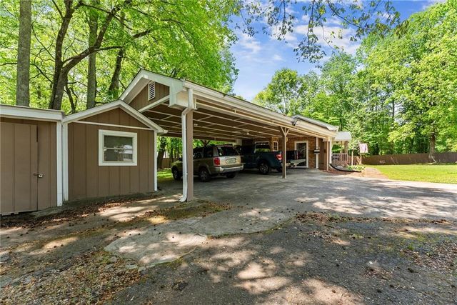 5855 Willis Lane, Cumming, GA 30040