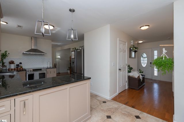 39 Perkins Court, Greer, SC 29651