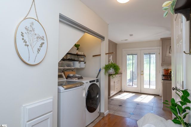 39 Perkins Court, Greer, SC 29651