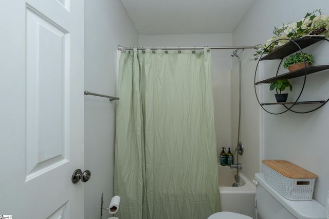 39 Perkins Court, Greer, SC 29651