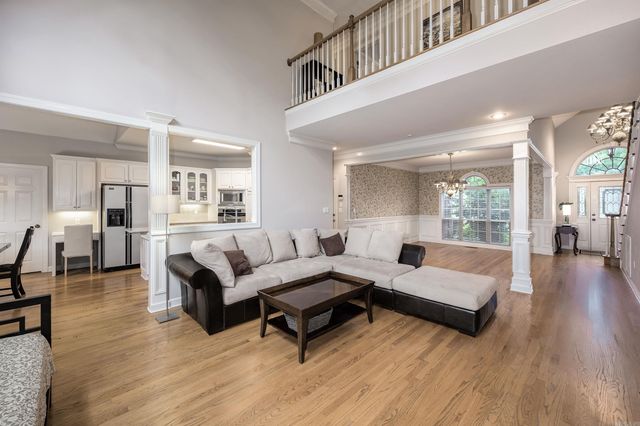 2106 Wellington Woods Drive, Little Rock, AR 72211