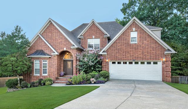 2106 Wellington Woods Drive, Little Rock, AR 72211