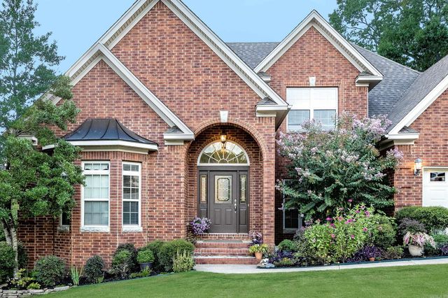 2106 Wellington Woods Drive, Little Rock, AR 72211