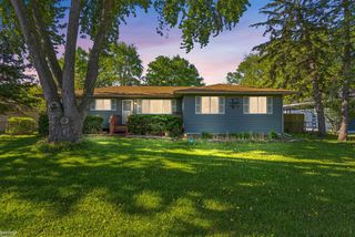 4271 W Highland Road, Highland Twp, MI 48380