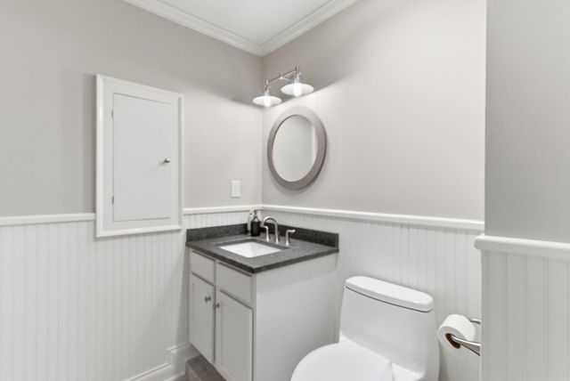 221 Holiday Road, Lexington, KY 40502