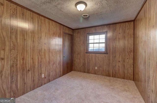 107 Oakwood Circle, Griffin, GA 30223