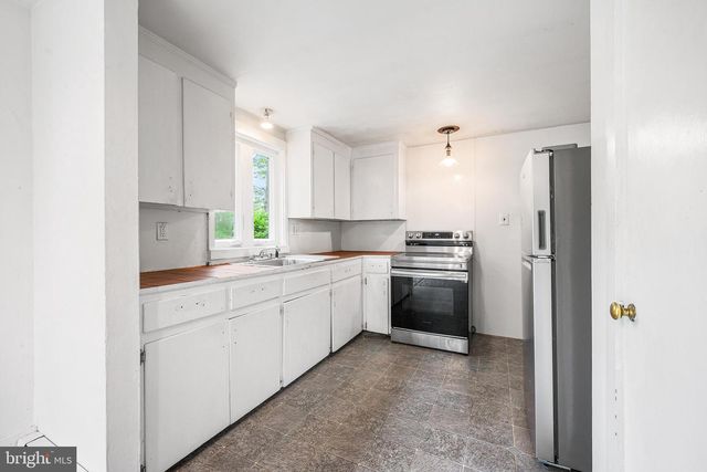 54 CARTER RD, Princeton, NJ 08540