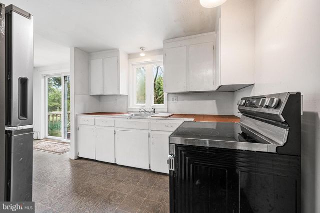 54 CARTER RD, Princeton, NJ 08540