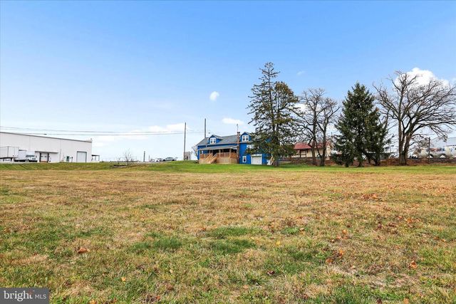 21 UPPER BERMUDIAN RD, Gardners, PA 17324